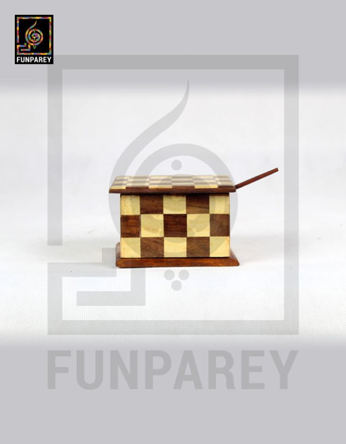 Wooden Sugar Pot with Chequered Design