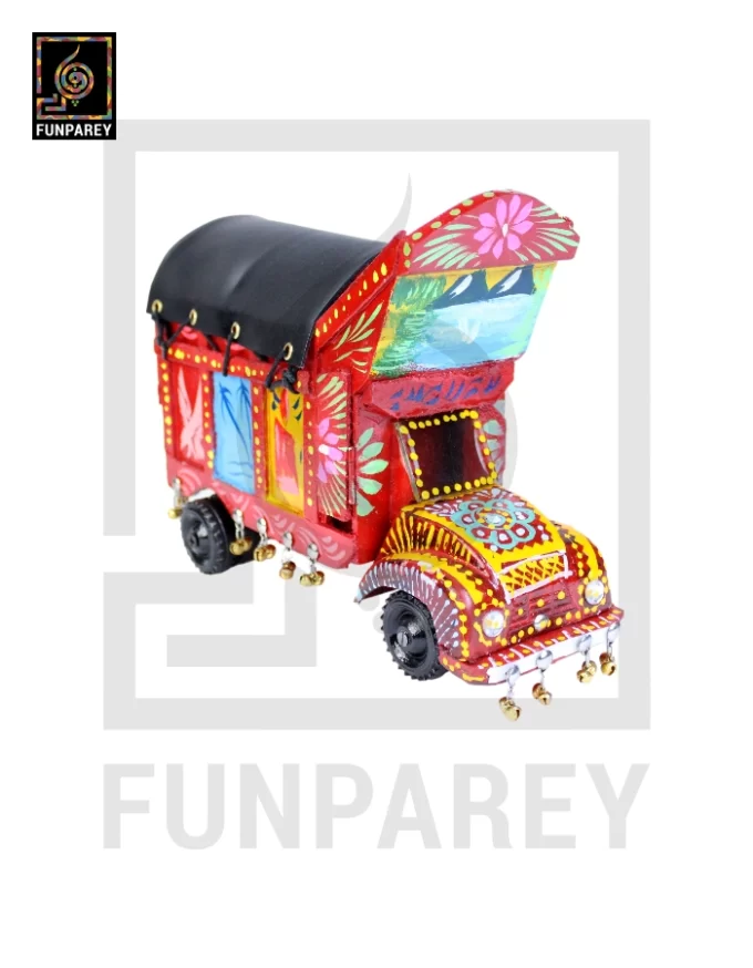 Handmade Wooden Pakistani Traditional Truck with Truck Art 8/9