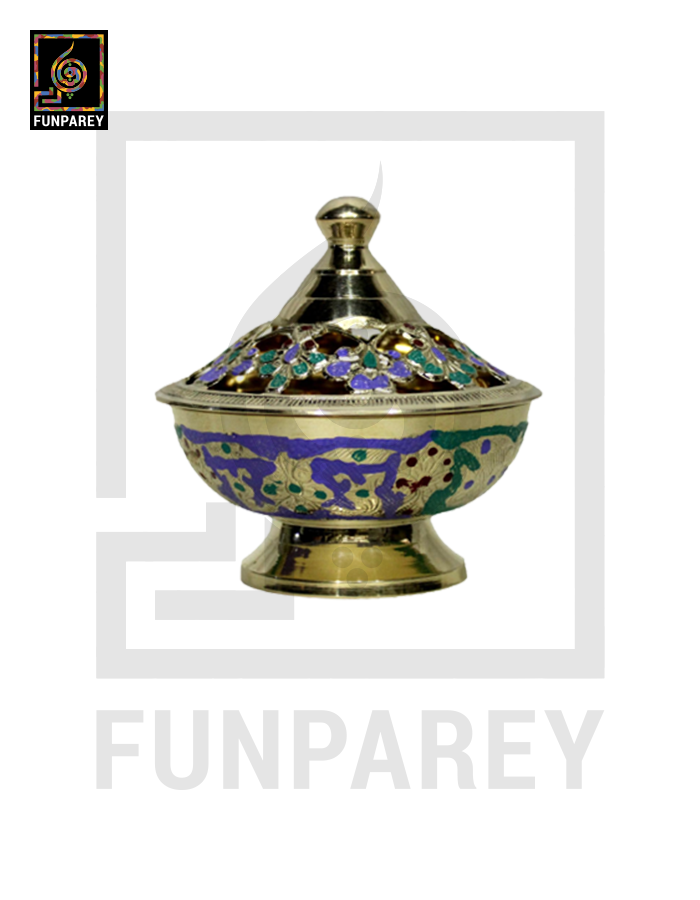 Handmade Decorative Rimmed Brass Bowl with Lid