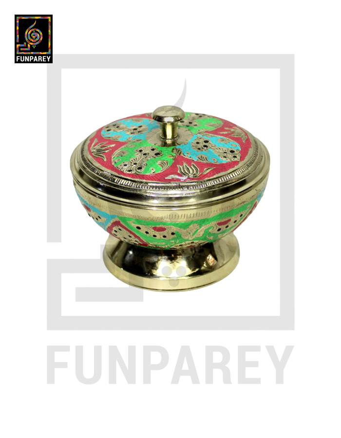 Handmade Decorative Brass Bowl with Lid Set (5 Pieces)