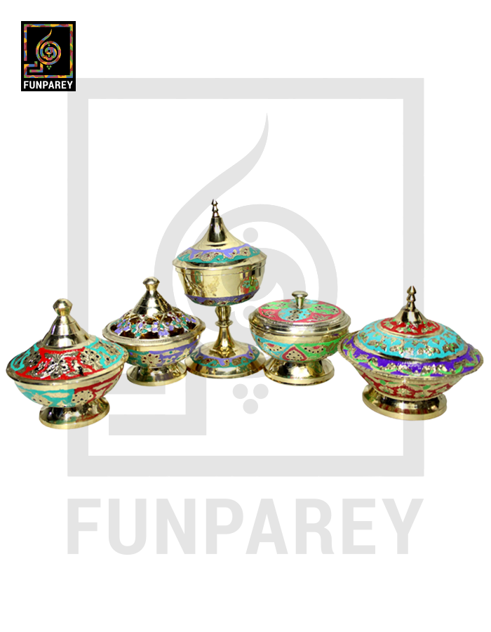 Handmade Decorative Brass Bowl with Lid Set (5 Pieces)
