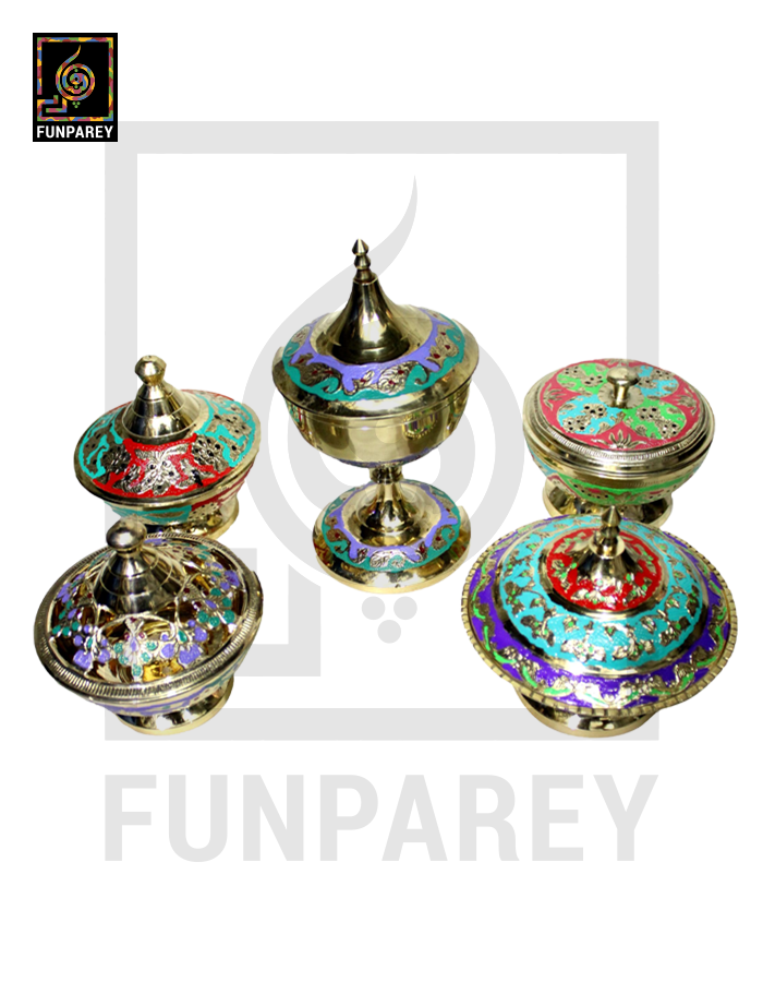 Handmade Decorative Brass Bowl with Lid Set (5 Pieces)