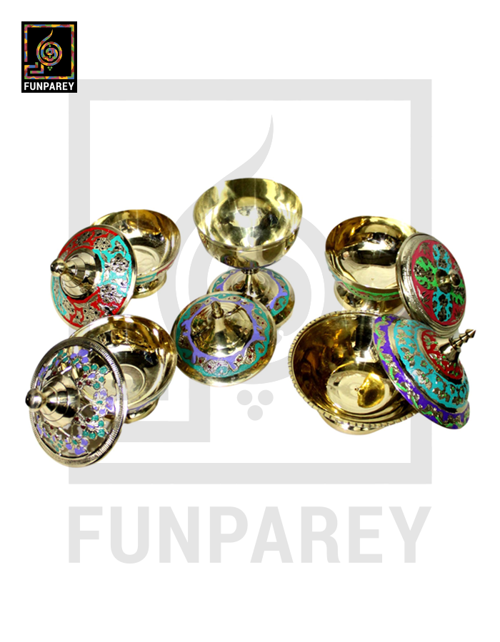 Handmade Decorative Brass Bowl with Lid Set (5 Pieces)