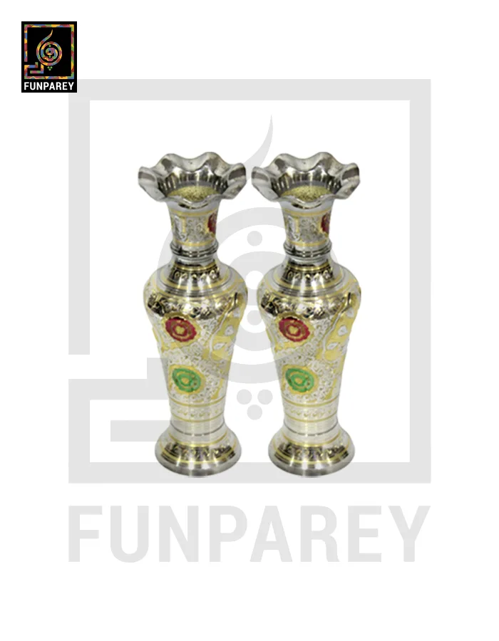 Handmade 10" Brass Vase Pair 'Pensive'