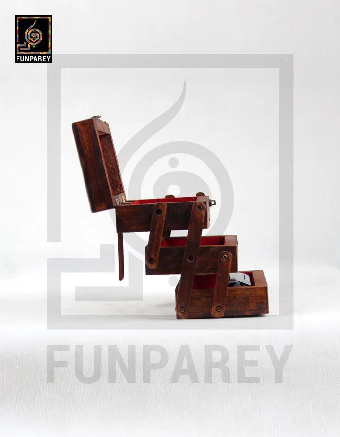 Hand Carved Wooden Cantilever Jewelry Box 4/6