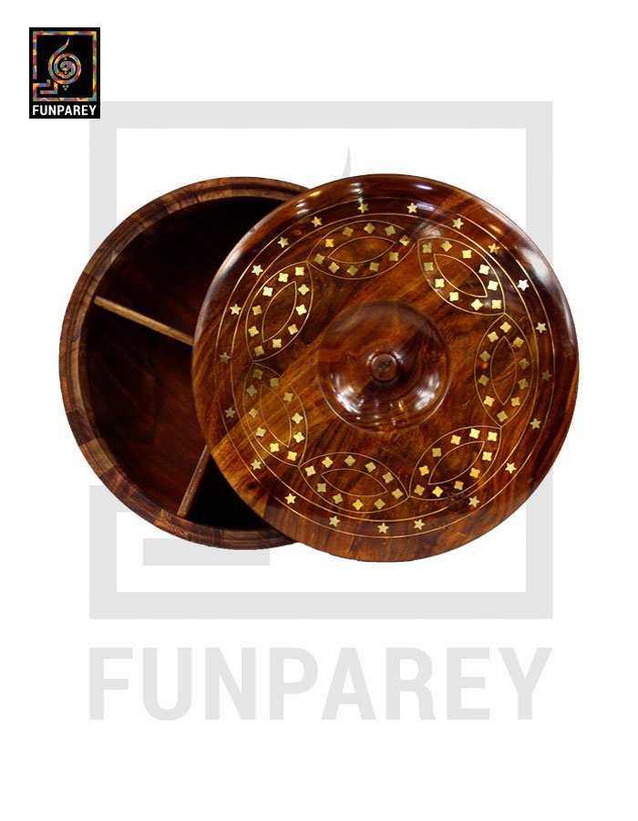 Wooden Hot Pot 12" with Brass Work and Partition Maker