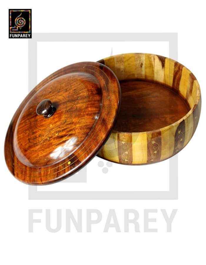 Wooden Hot Pot 12" Round With checkered design And Brass Work