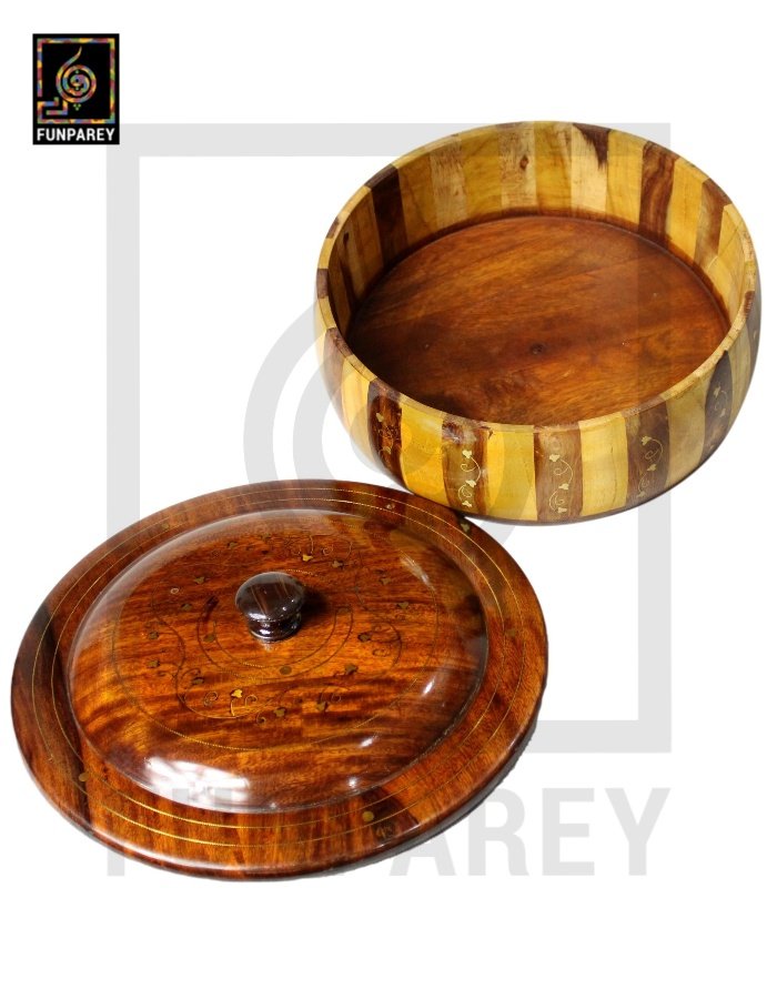 Wooden Hot Pot 12" Round With checkered design And Brass Work
