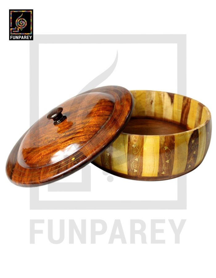 Wooden Hot Pot 12" Round With checkered design And Brass Work