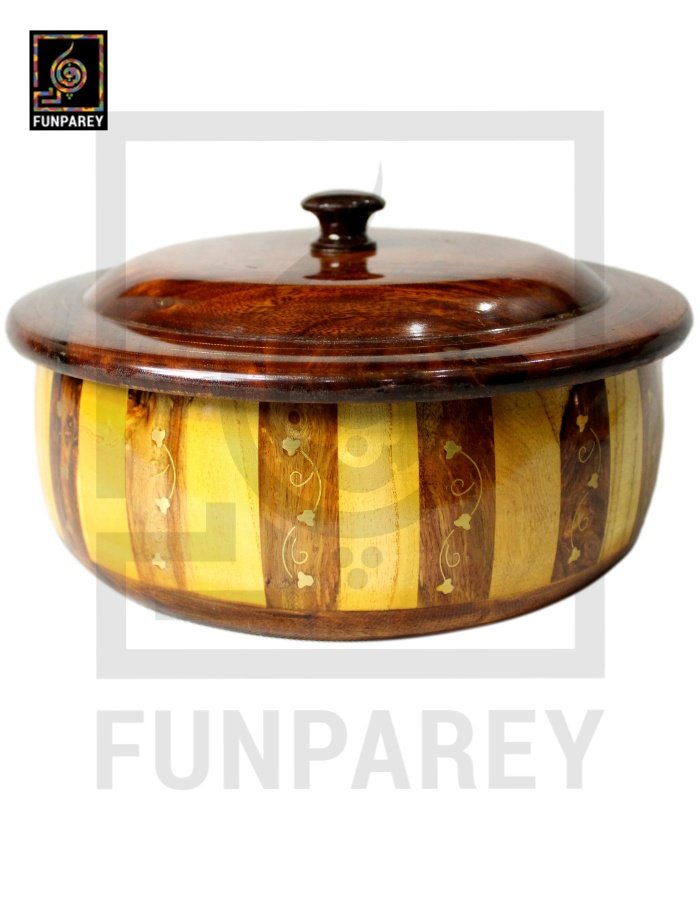 Wooden Hot Pot 12" Round With checkered design And Brass Work