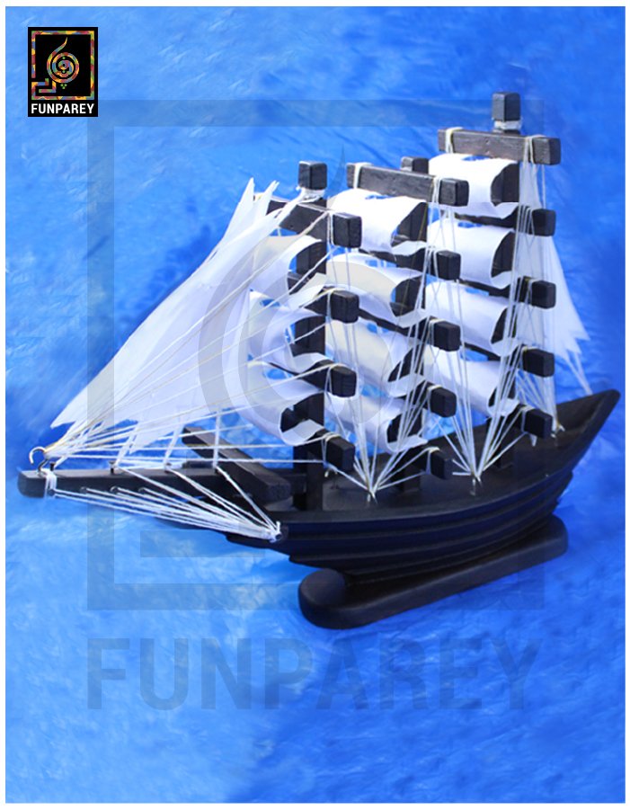 Handmade Wooden Sailing Ship Model (Medium) 18/13