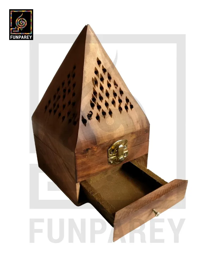 Hand Carved Wooden Bakhoor Burner