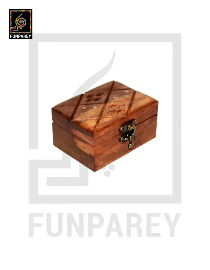 Handcrafted Rings Box With Cutwork