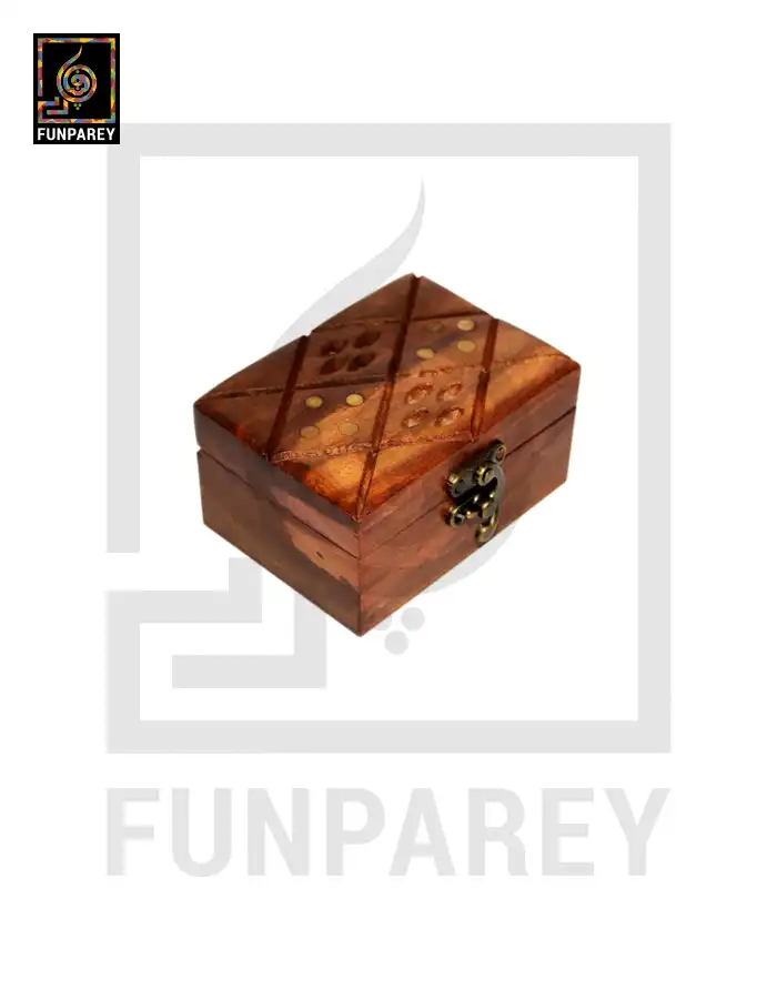 Handcrafted Rings Box With Cutwork