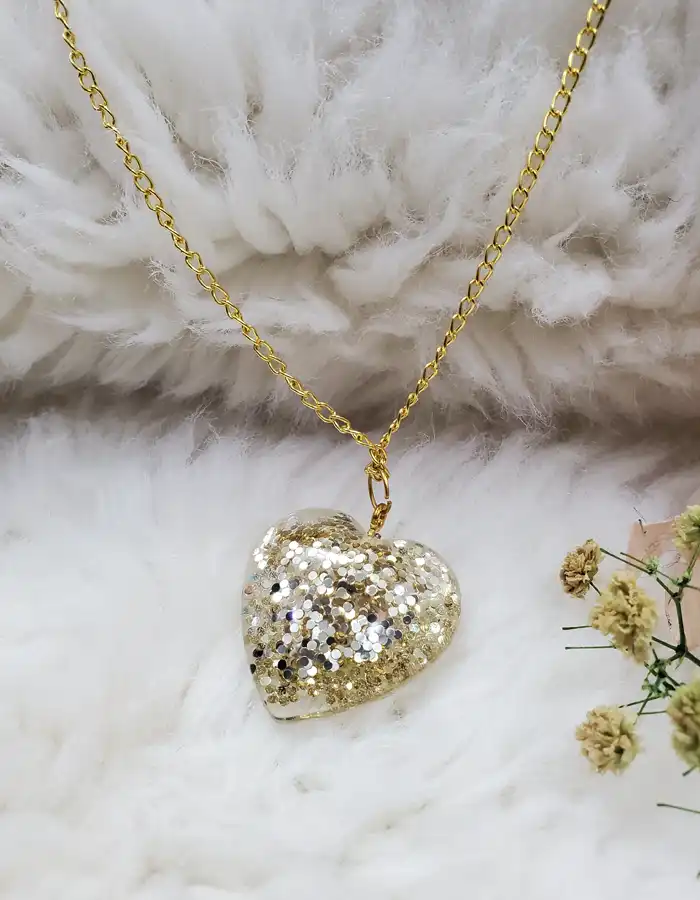 Resin Made Golden Tiny Heart Pendant