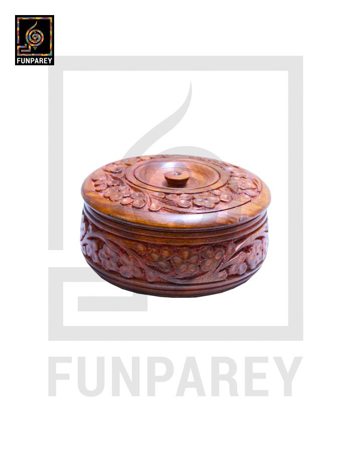 Hand Carved Wooden Round Tea Mat Set