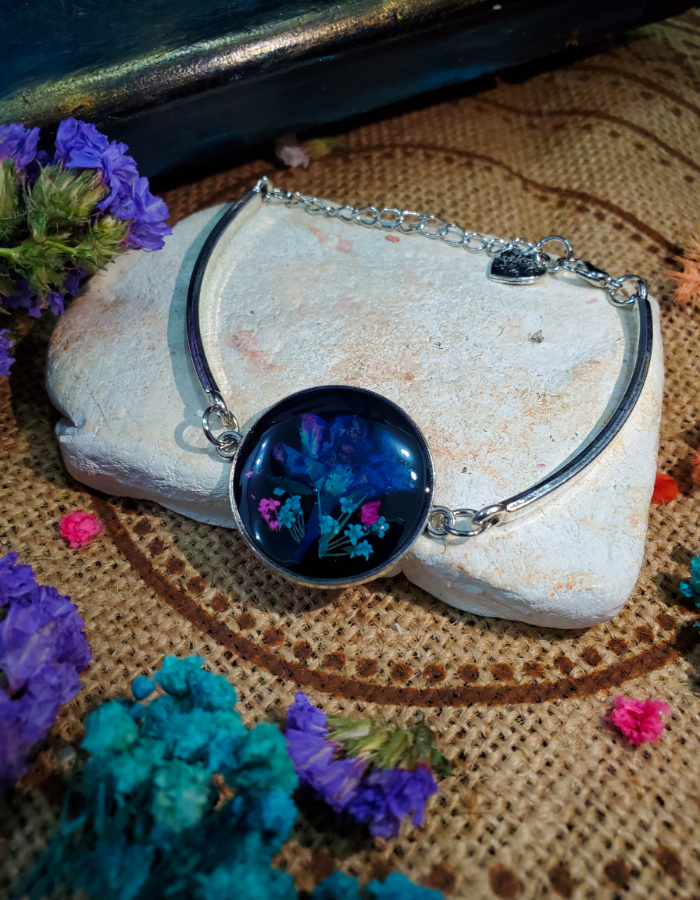 Mehfil-e-Gulbasta Bracelet