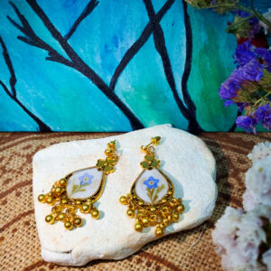 Nilofer-e-Wafa Floral Earrings