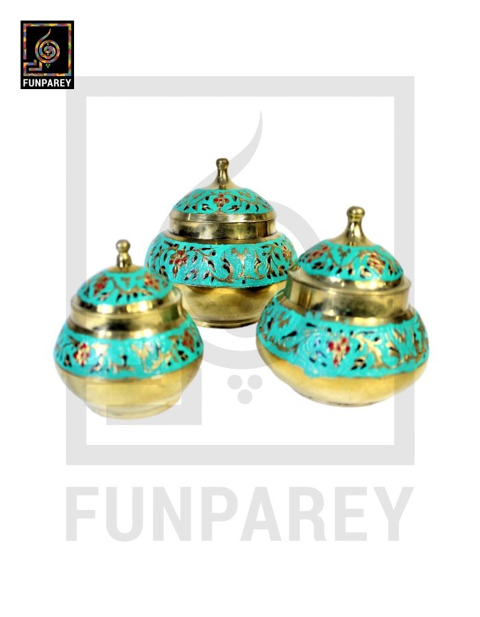 Antique Brass Colorful Candy Bowl Set with Etched Motif – Green