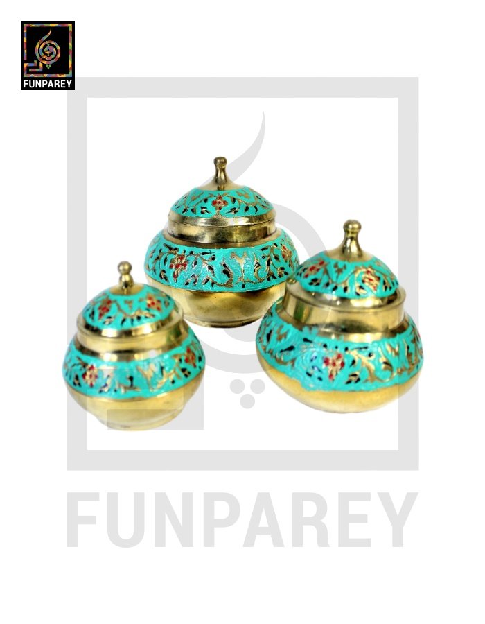 Antique Brass Colorful Candy Bowl Set with Etched Motif – Green