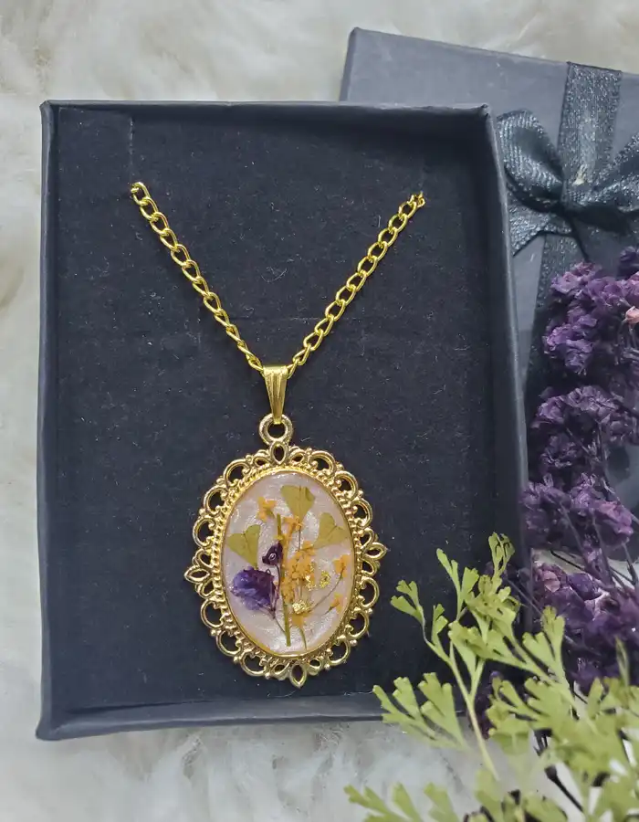 Baby's Breath Resin Pendant - Pressed Whispers