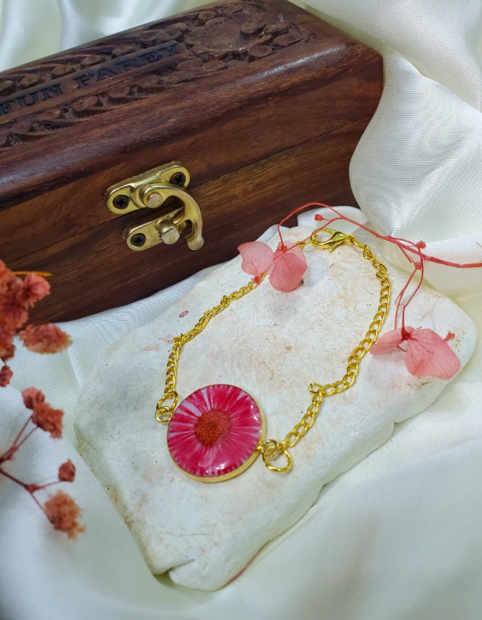 Flora’s Secret Bracelet