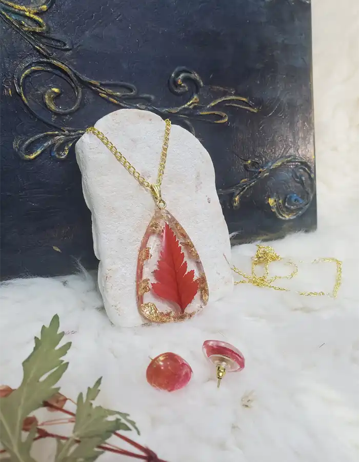 Bloomed Flame Pendant & Earrings