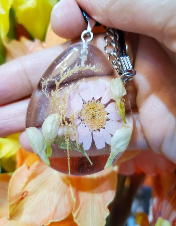 Gul-e-Mahvash Pendant