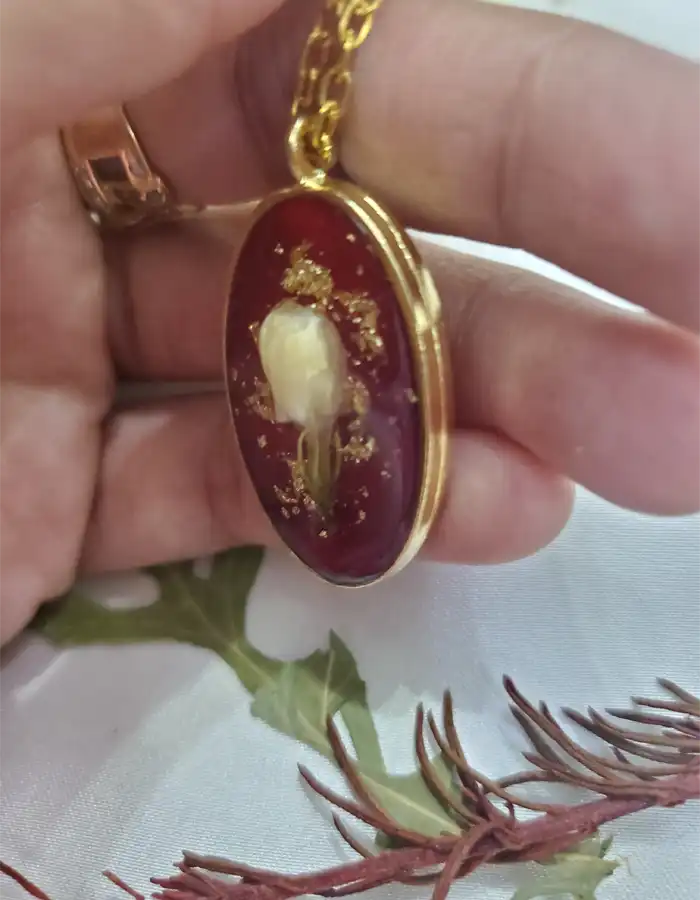 Jasmine Vault Pendant