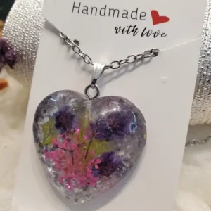 Handcrafted Resin Pendant - Flora Amoris