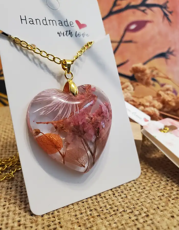 Handmade Resin Pendant - Botanic Affection