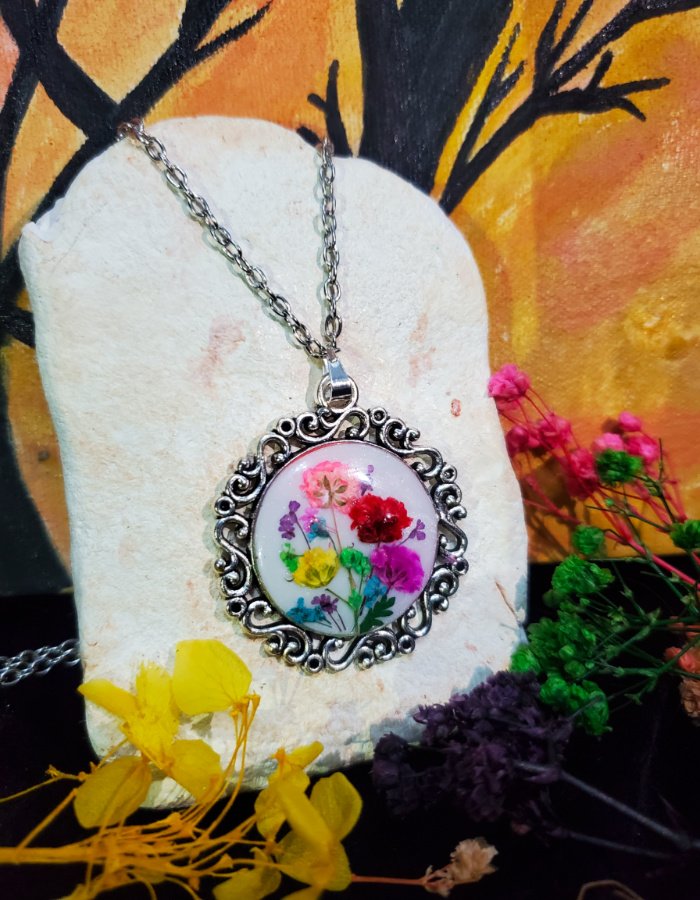 Meher-e-Zeenat Pendant