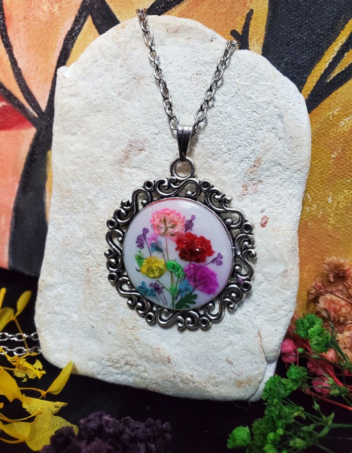 Meher-e-Zeenat Pendant