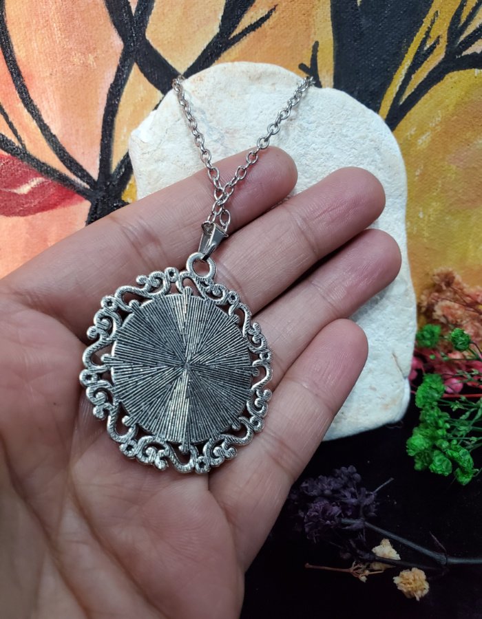 Meher-e-Zeenat Pendant