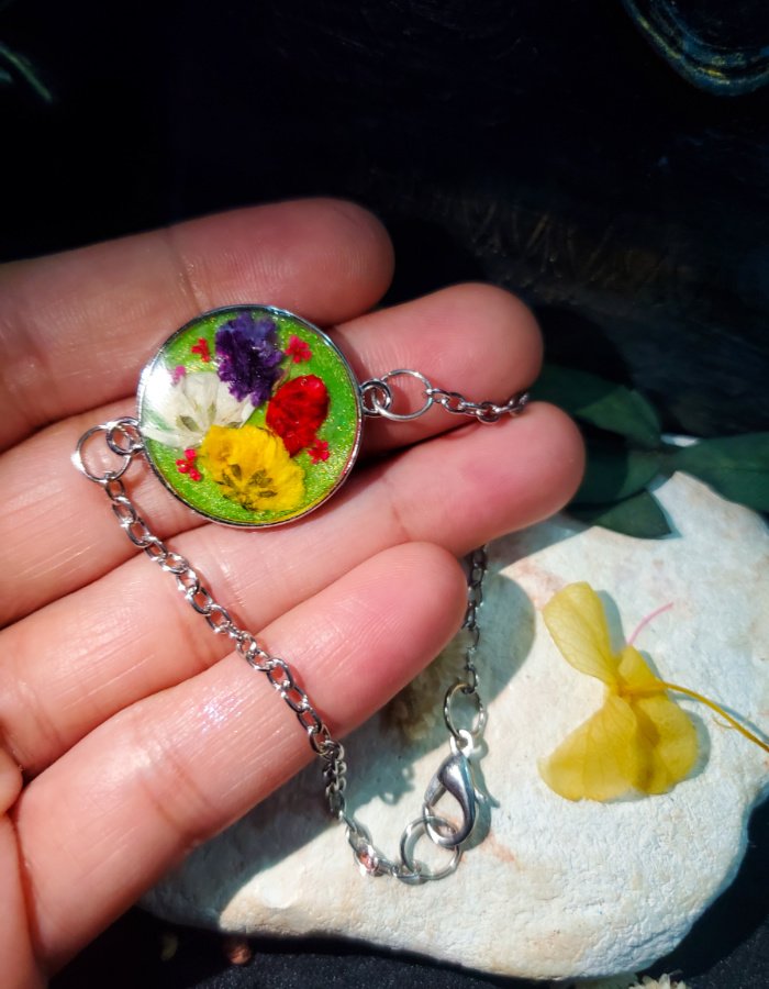 Mehr-e-Masarrat Bracelet