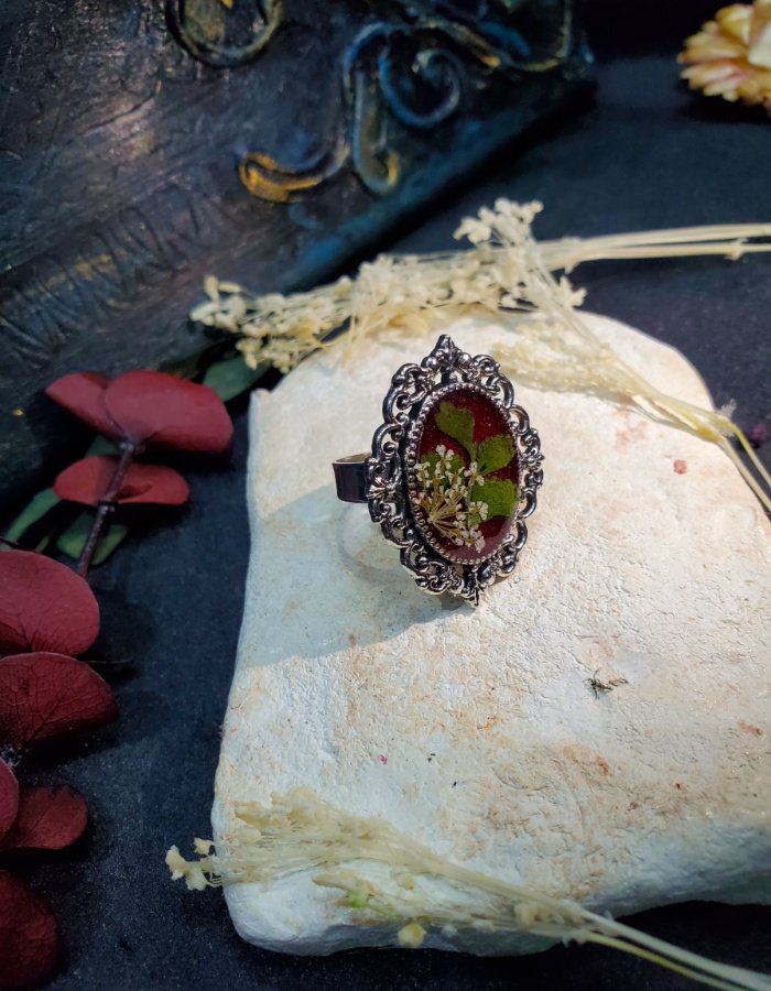 Naghma-e-Rang Floral Ring