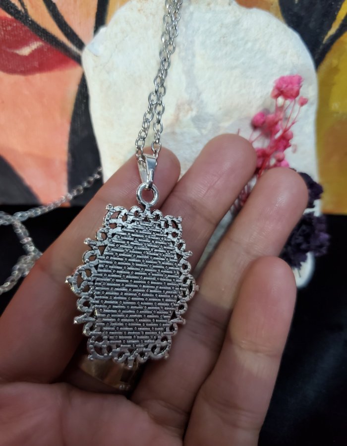 Naqsh-e-Bahar Pendant