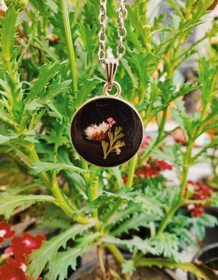 Nigar-e-Shaam Pendant