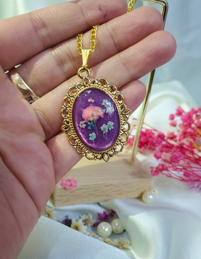 Rang-e-Shafaq Pendant