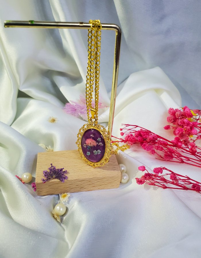 Rang-e-Shafaq Pendant