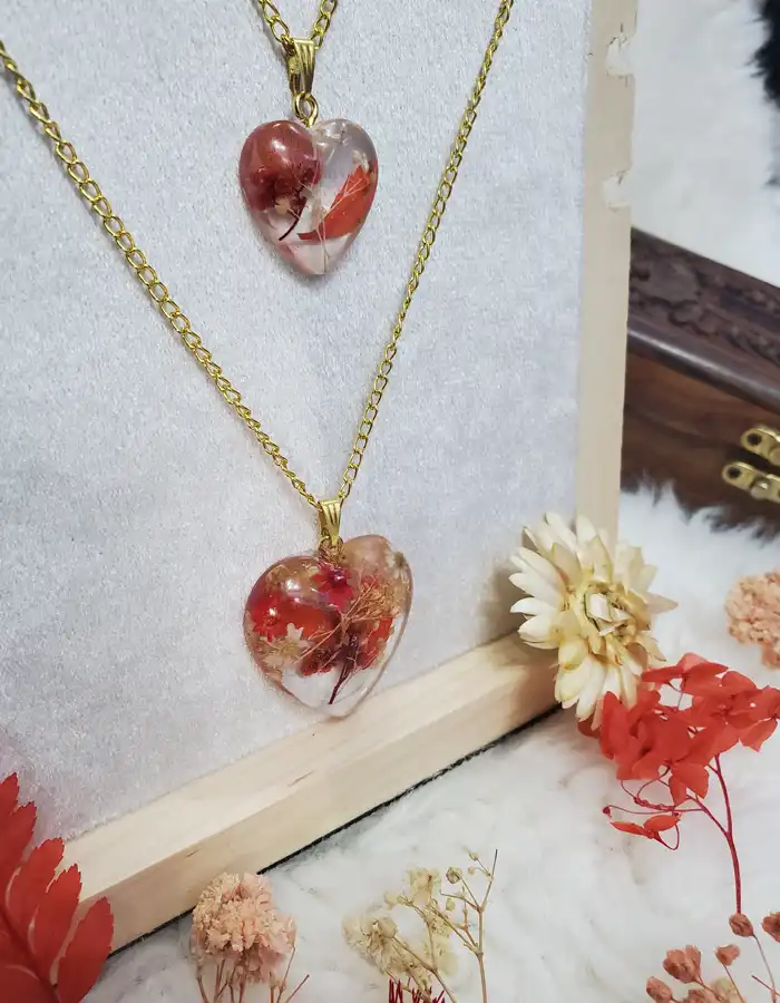 Resin Pendant Set - HeartBloom