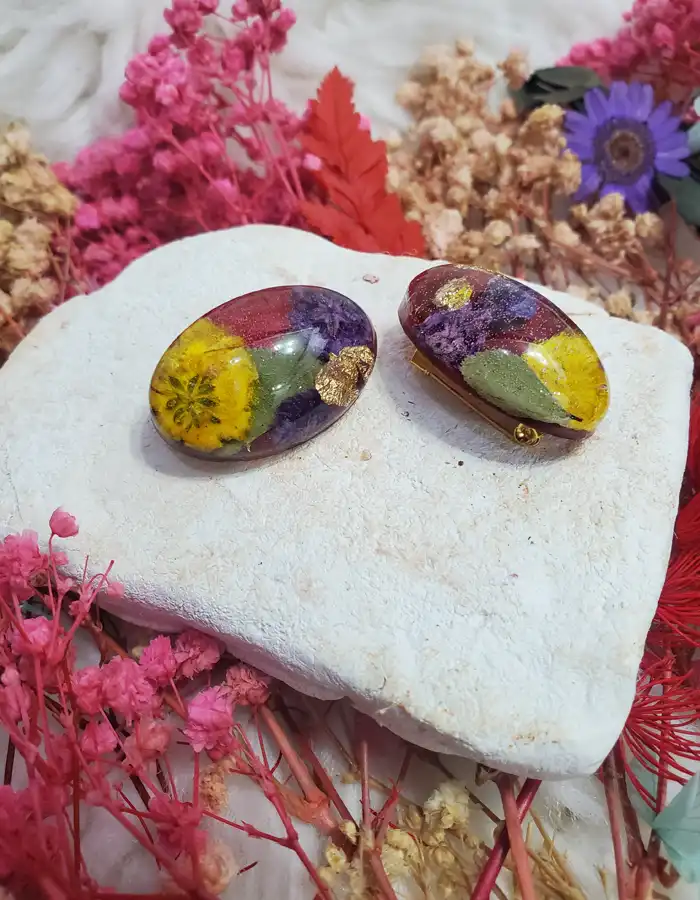 Resin Made Scarf Pin - Verdant Echoes