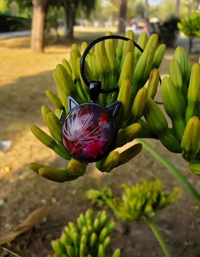 Resin Pendant - Gul-e-Hawa