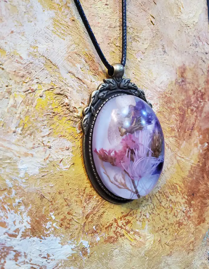 Resin Pendant - The Garden of Stillness