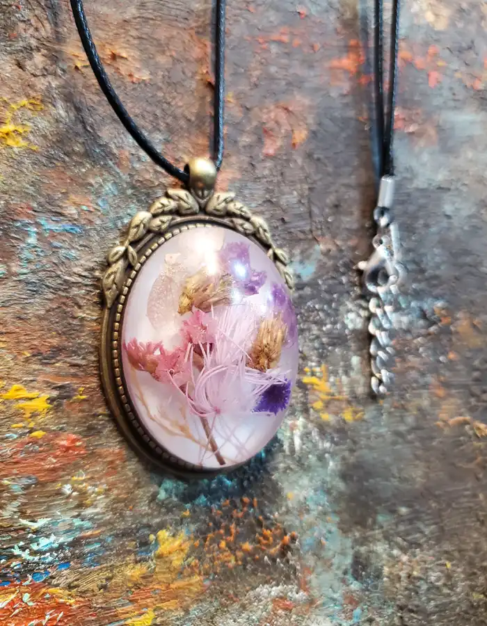 Resin Pendant - The Garden of Stillness