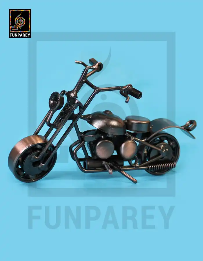 Retro Bike Desk Sculpture – Metallic Roadster