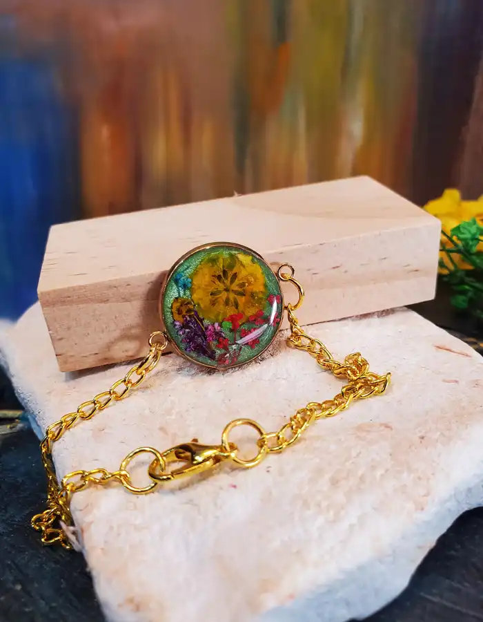 Round Resin Bracelet - Tales of Flowers