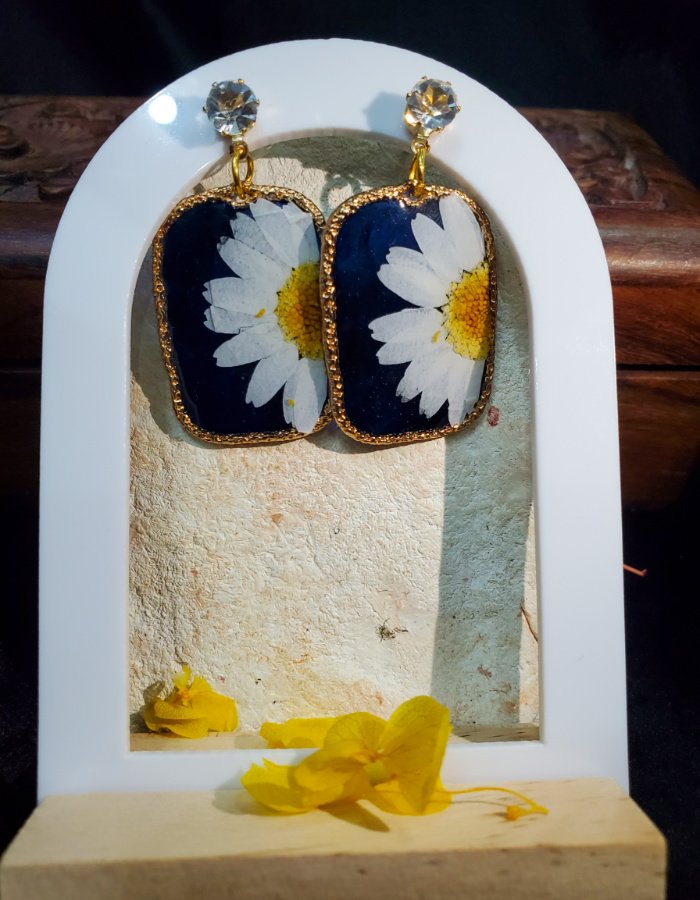 Shab e Gul Earrings