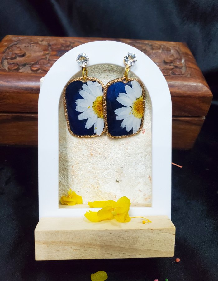 Shab e Gul Earrings