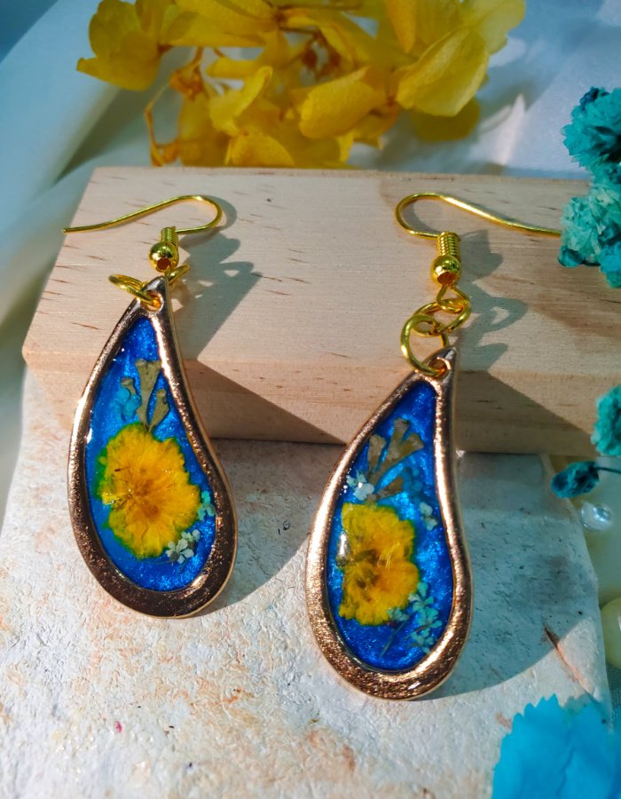 Sunlit Lagoon Floral Earrings